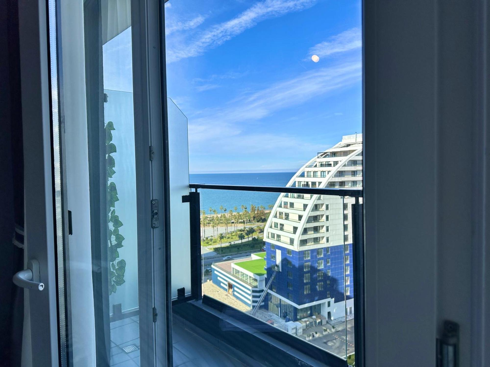 Batumi Boulevard Resort Zimmer foto