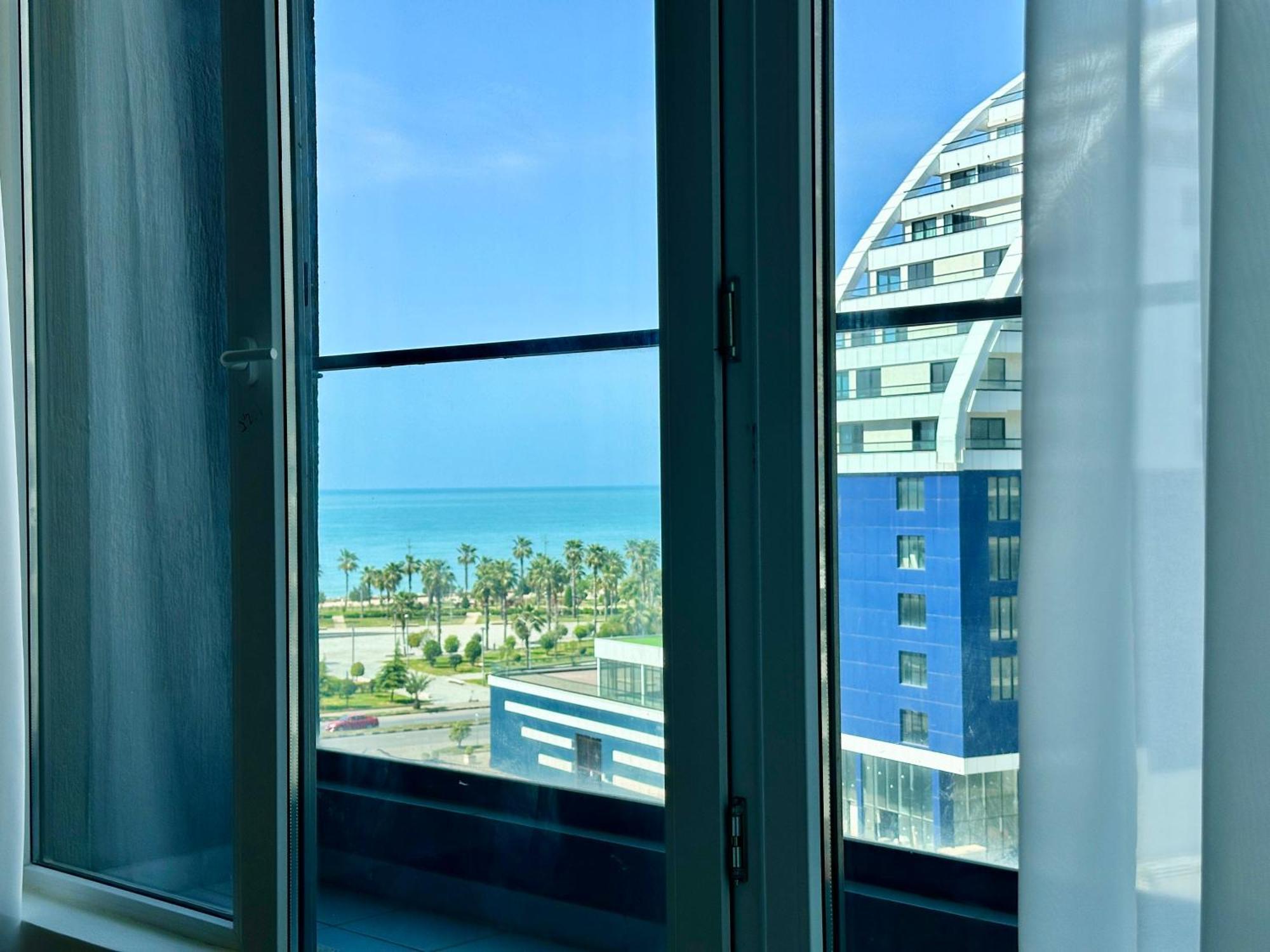 Batumi Boulevard Resort Exterior foto