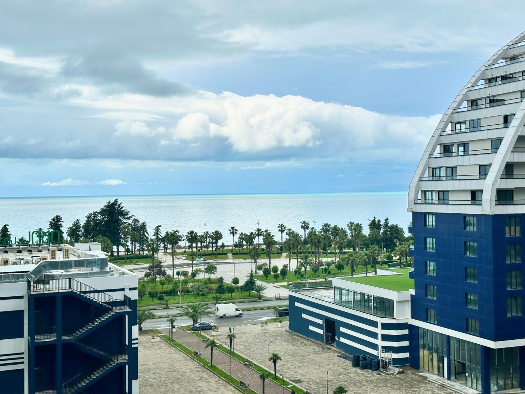 Batumi Boulevard Resort Exterior foto